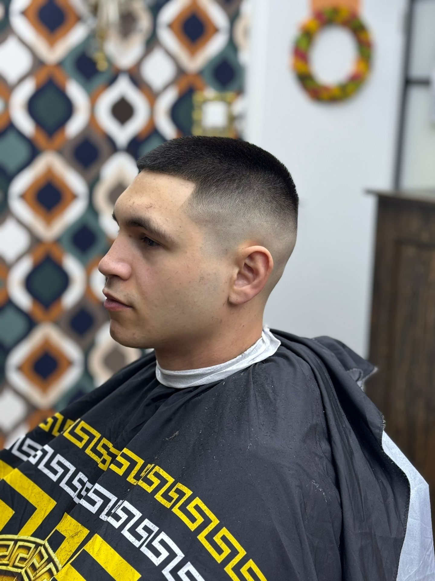 Präziser Skin Fade von De.lux Barbershop
